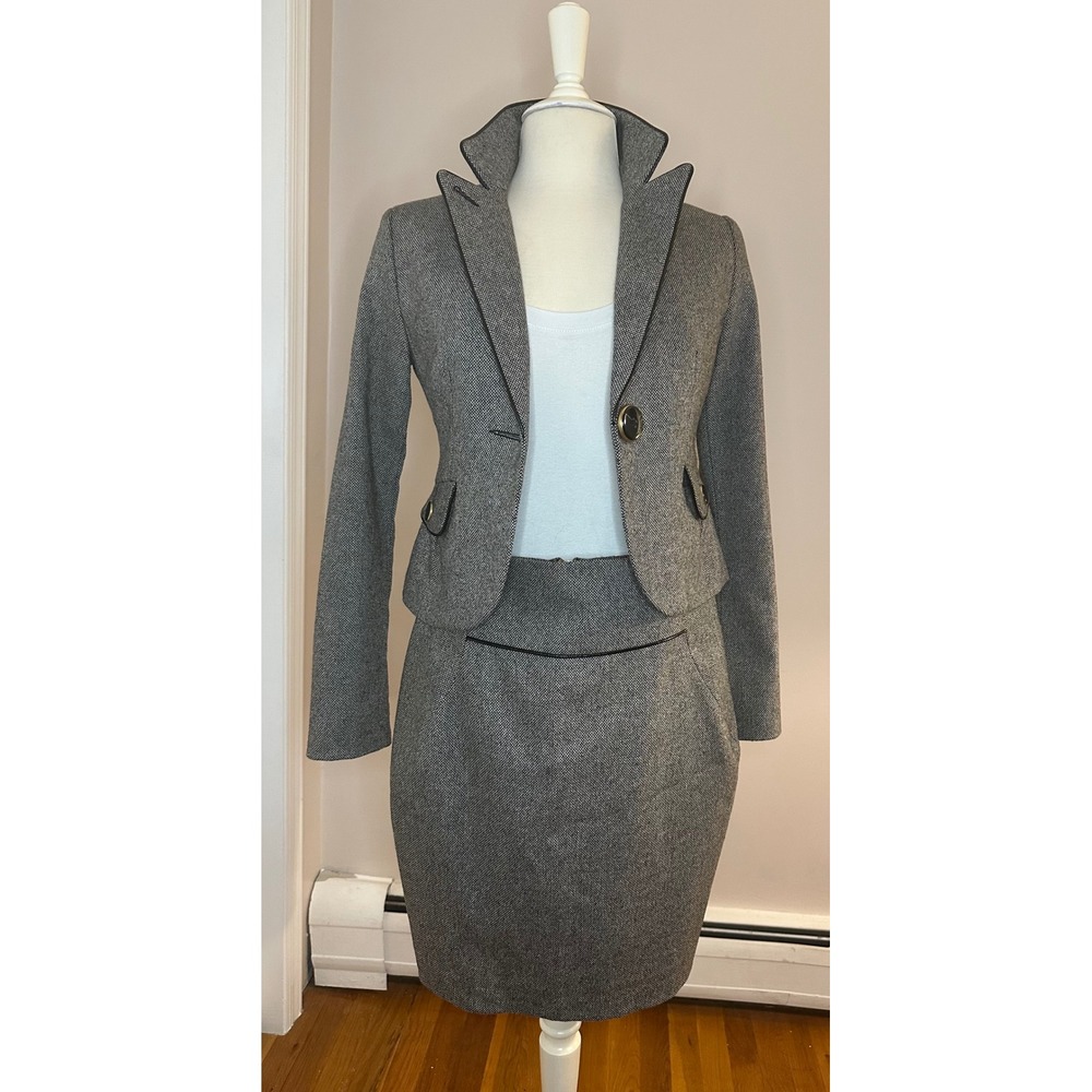 Express Design Studio Grey Herringbone Wool Skirt Suit Leopard Lining Size 2